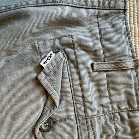 2010s Levi Khaki Cargo Pants W36 - Picture 4 of 7